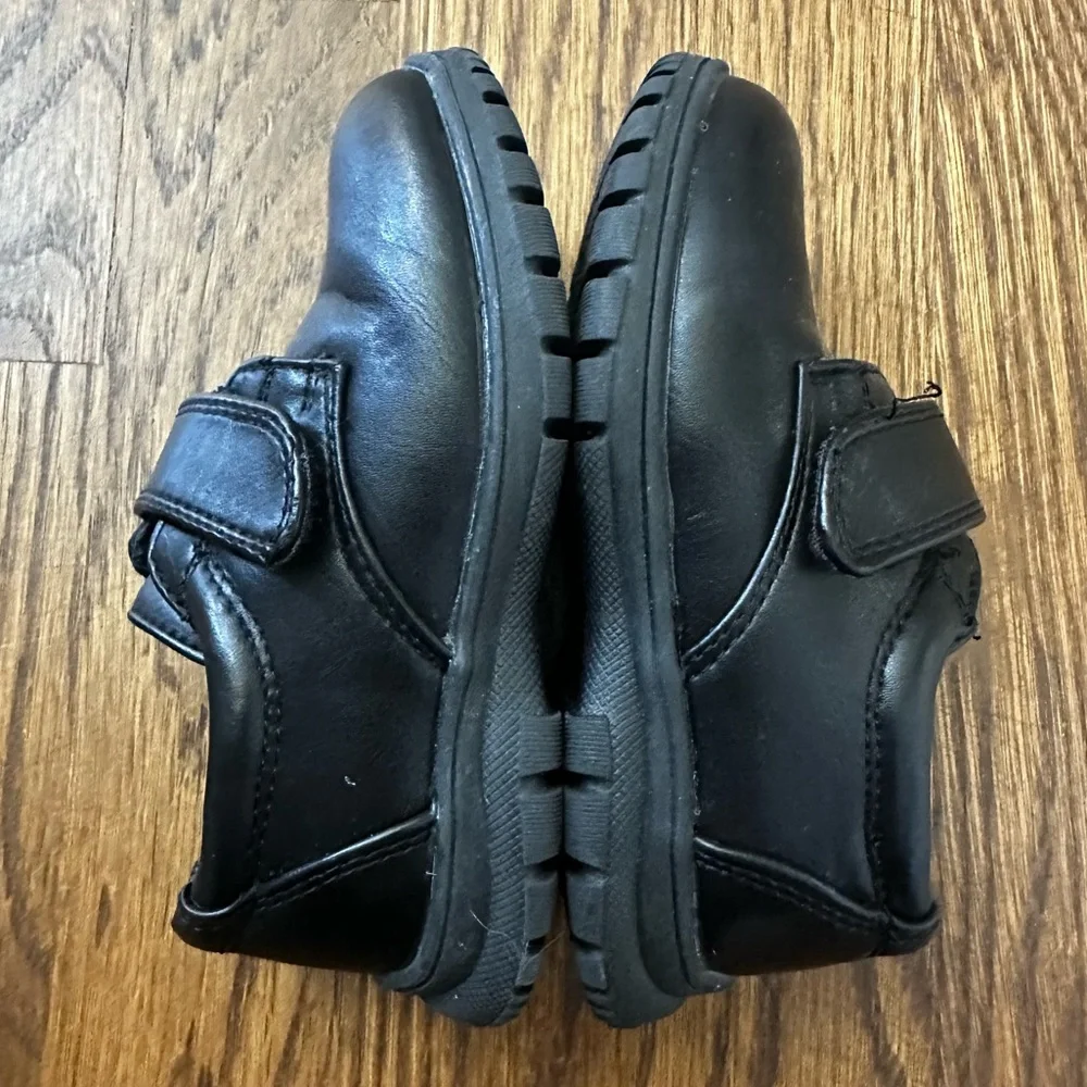 Cat & Jack elegant black